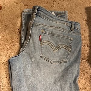 Levi’s 711 Skinny